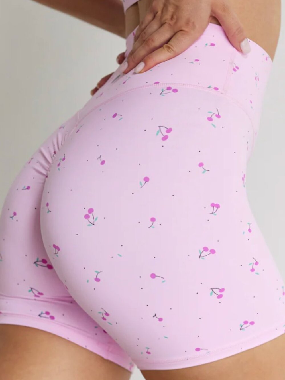 Astoria Activewear LUXE BLOSSOM Short - Cherry